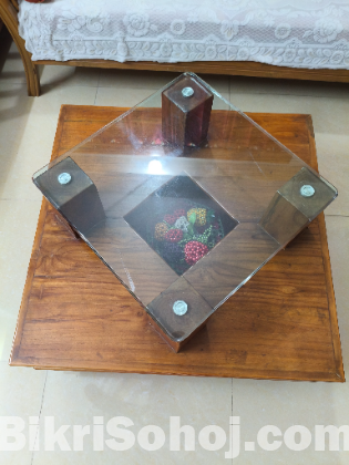 Square centre table